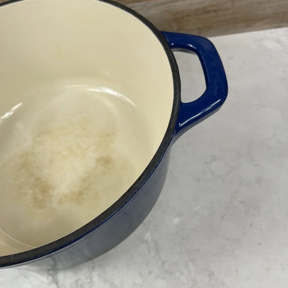 Tramontina 4 Quart/3.8 Lt Enameled Cast Iron Dutch Oven in Dark Blue /Navy Blue